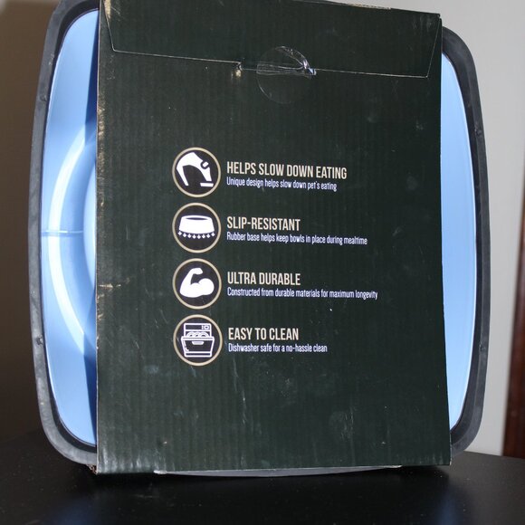 Gorilla Grip 4 Cup Slow Feeder Dog Bowl Pets Cats Treats Toys - Picture 3 of 4